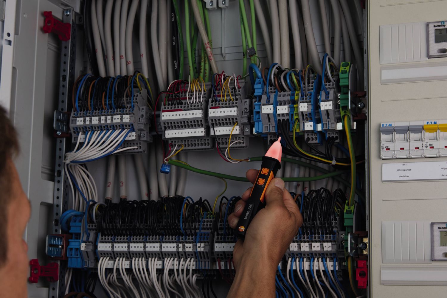 Testo 745 - Non-contact voltage tester - Image 3